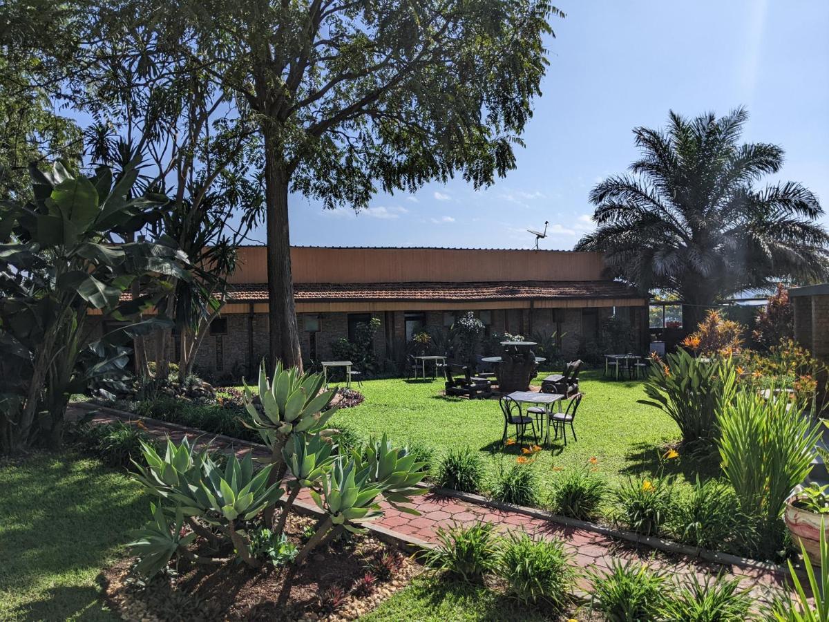 קיגאלי Inside Afrika Boutique Hotel מראה חיצוני תמונה