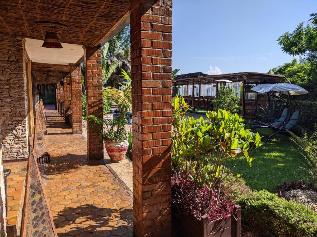 קיגאלי Inside Afrika Boutique Hotel מראה חיצוני תמונה