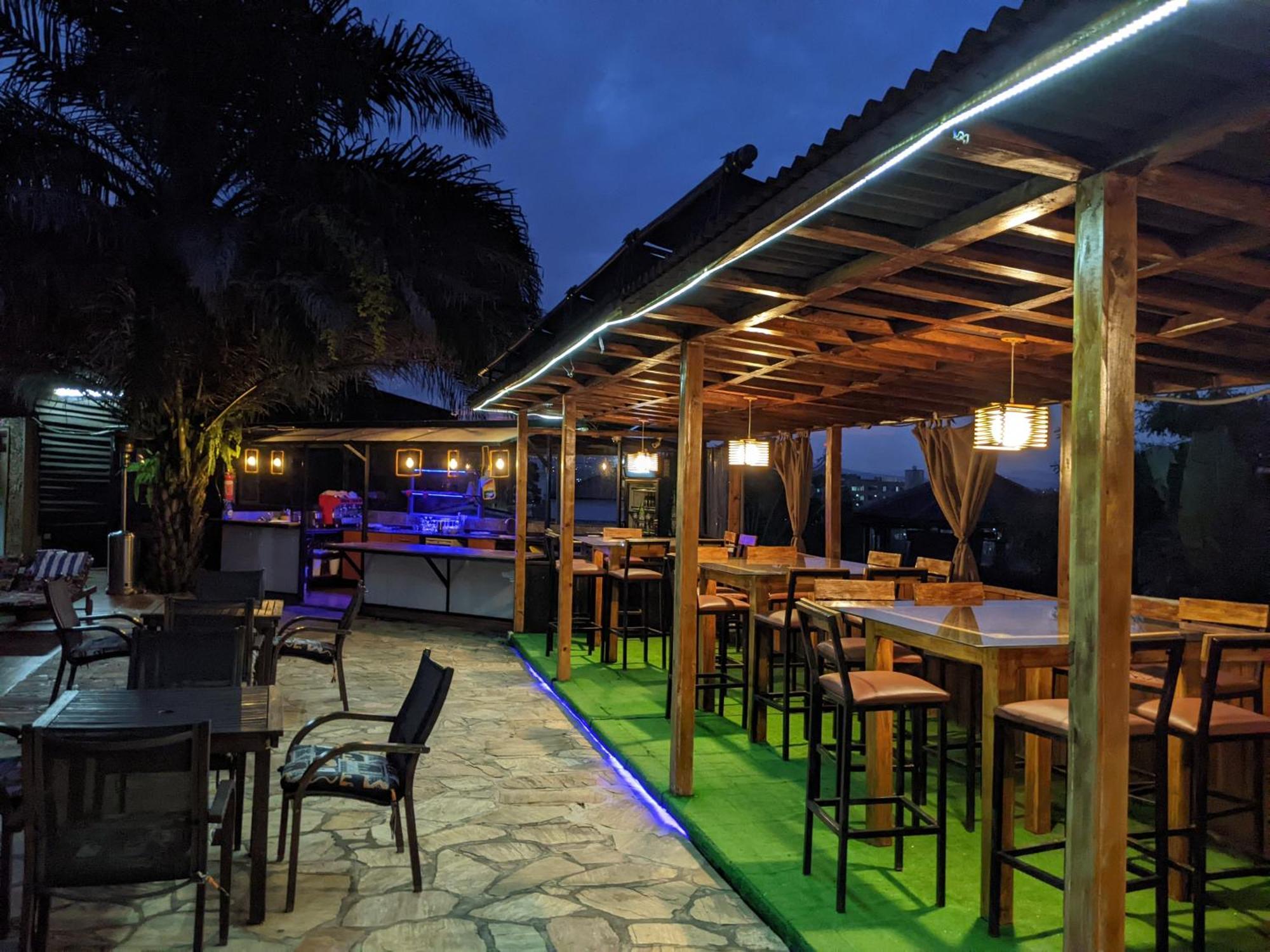 קיגאלי Inside Afrika Boutique Hotel מראה חיצוני תמונה